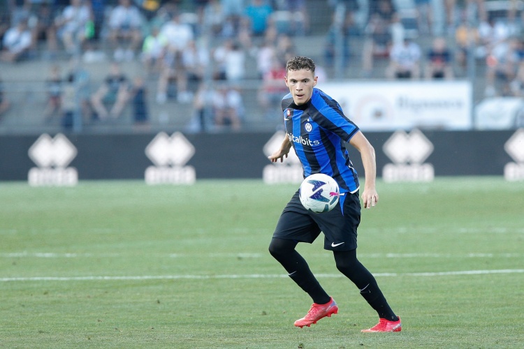 记者：博洛尼亚与阿斯拉尼未达成任何协议，双方团队对话仍进行中