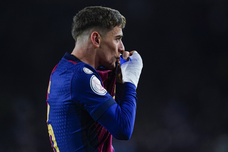 开云体育官网-巴萨担忧加维旧伤：两年前手术膝盖再遇膝伤问题