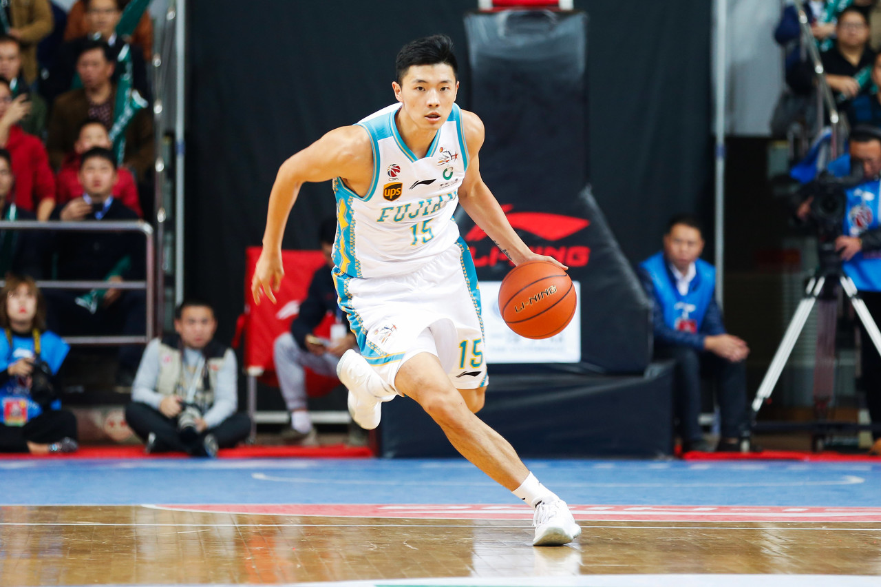 开云体育移动版-对阵山东三分5投全失！陈林坚：当时想不打球去养猪 也能养活自己