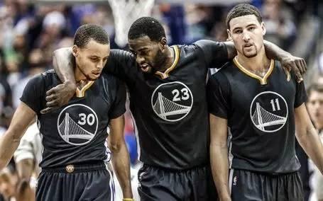 NBA新世纪三巨头排行榜，热火勇士骑士，第一无悬念了