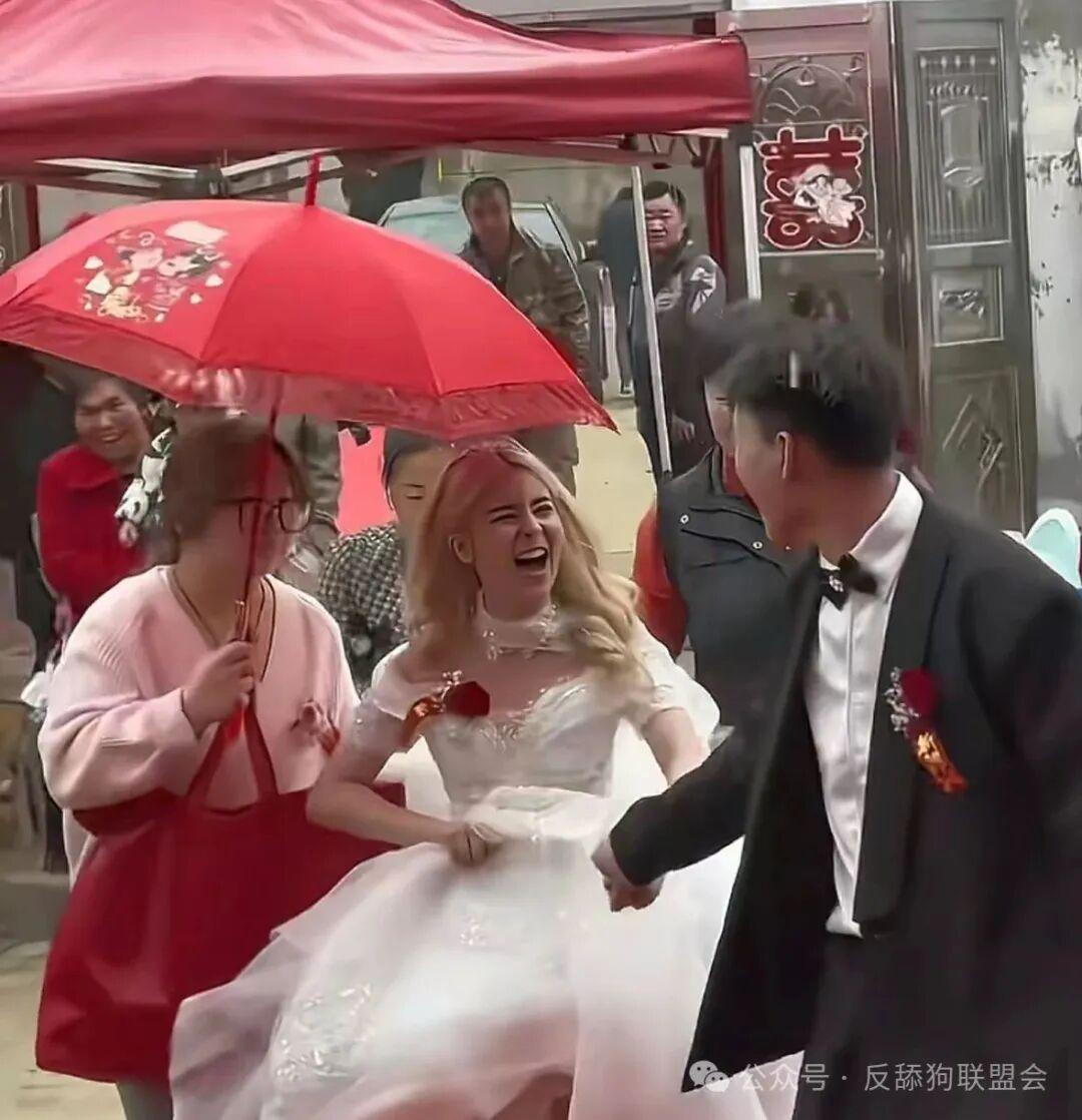 开云体育下载-摩洛哥姑娘嫁江苏农村小伙，婚礼全程开心大笑，摄影师感慨：拍了七年婚礼没见过这样的